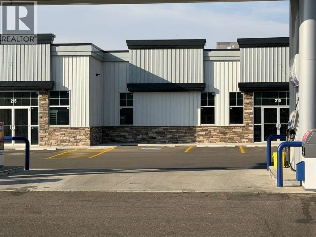 210, 5302 Vista Trail
