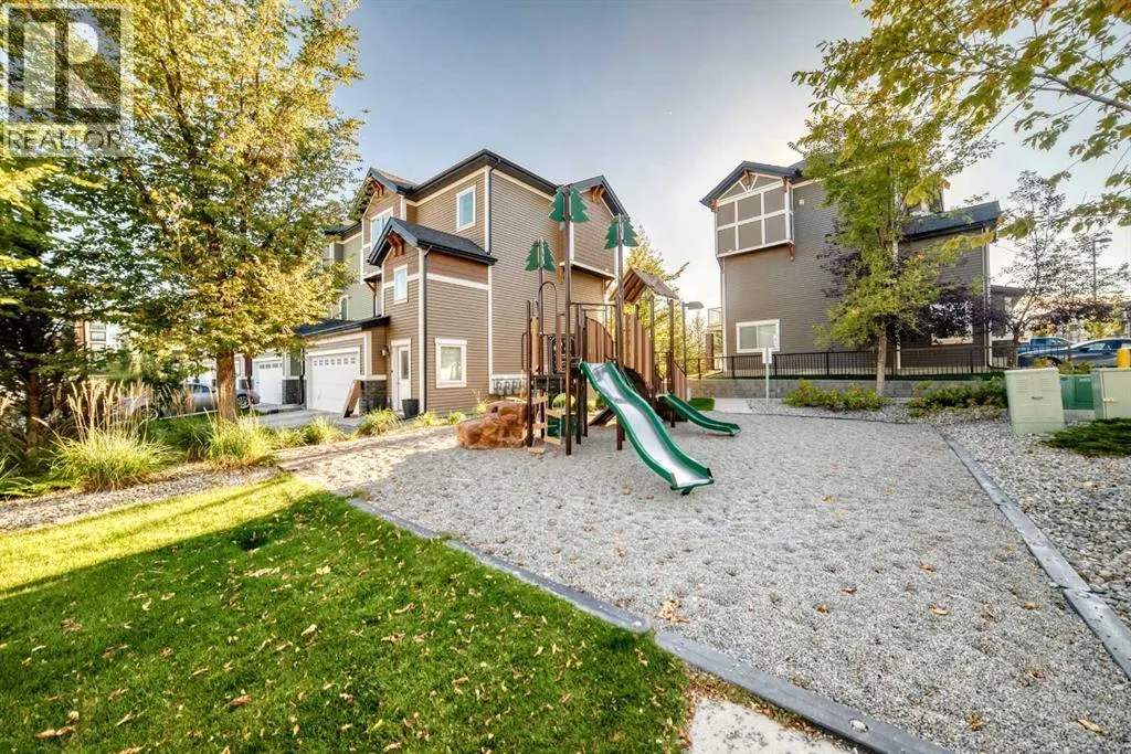 61 Nolan Hill Boulevard NW