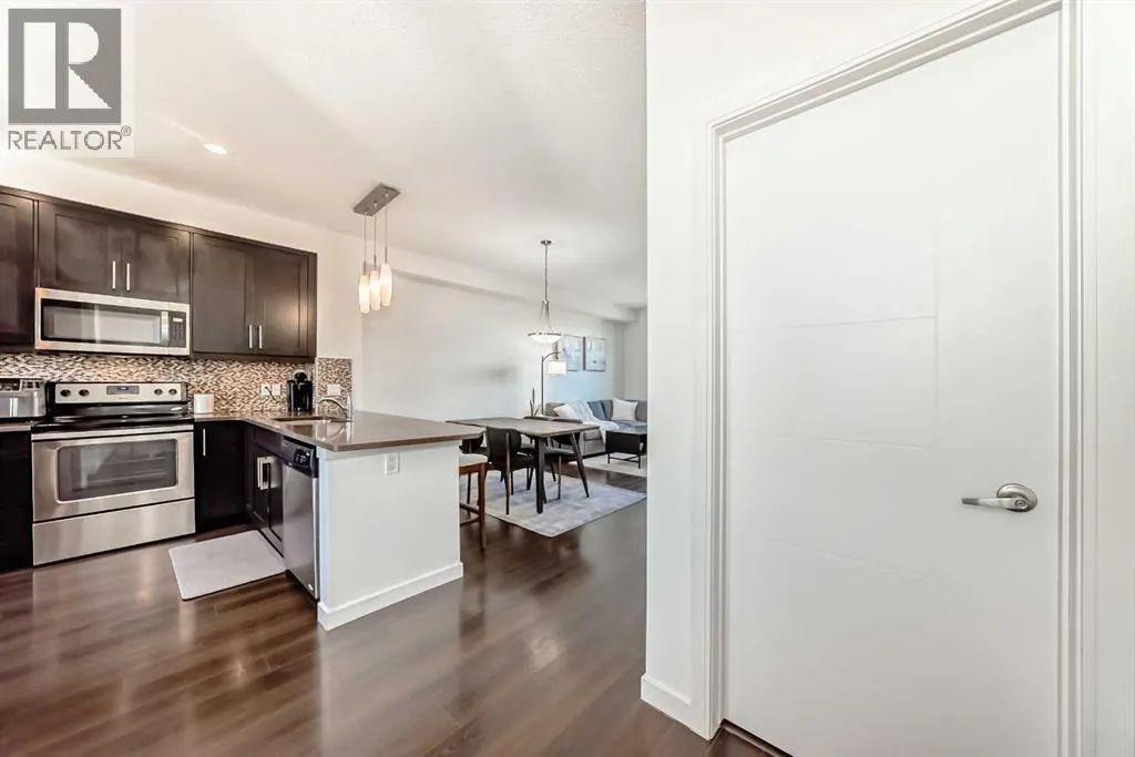 61 Nolan Hill Boulevard NW