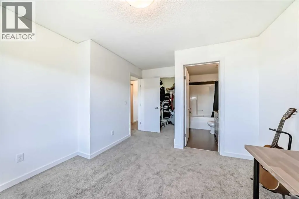 61 Nolan Hill Boulevard NW