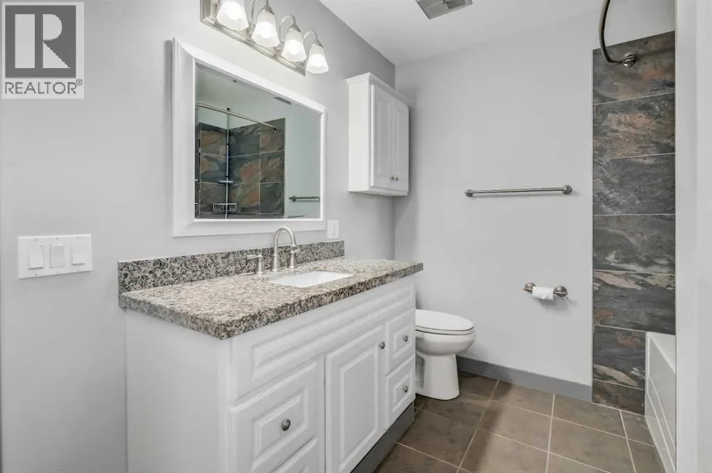 1612, 2520 Palliser Drive SW