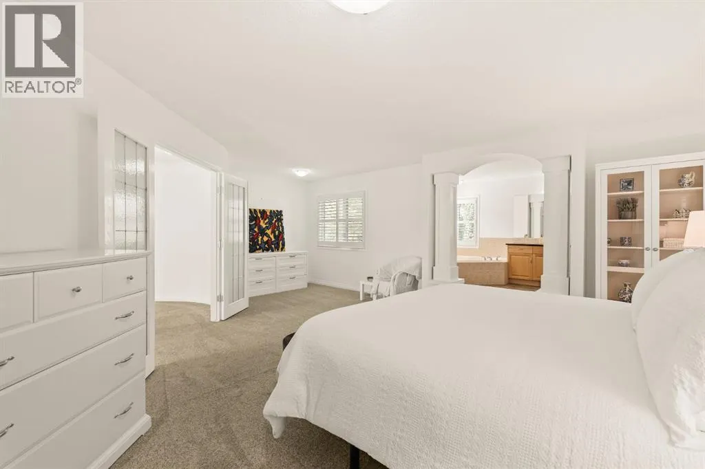 115 Cougar Plateau Circle SW