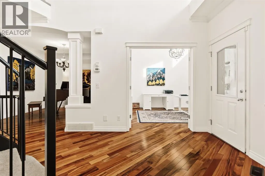 115 Cougar Plateau Circle SW