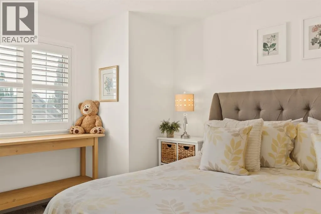 115 Cougar Plateau Circle SW