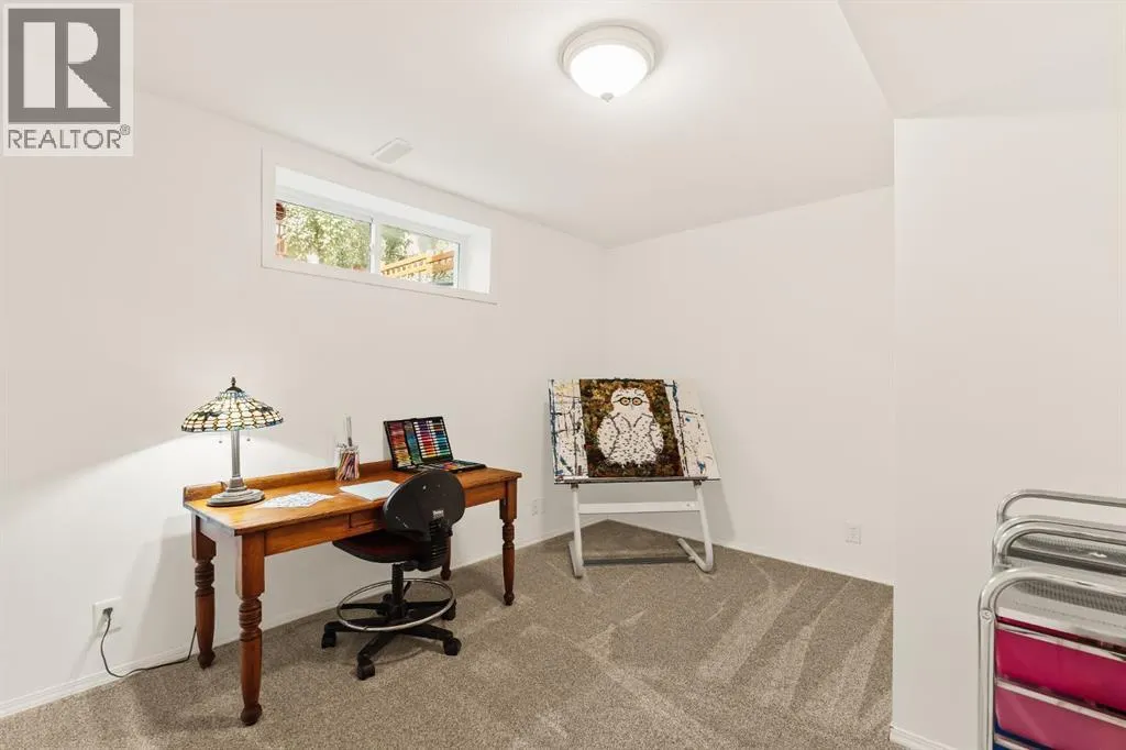 115 Cougar Plateau Circle SW