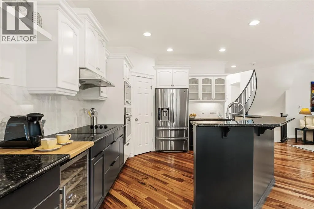 115 Cougar Plateau Circle SW