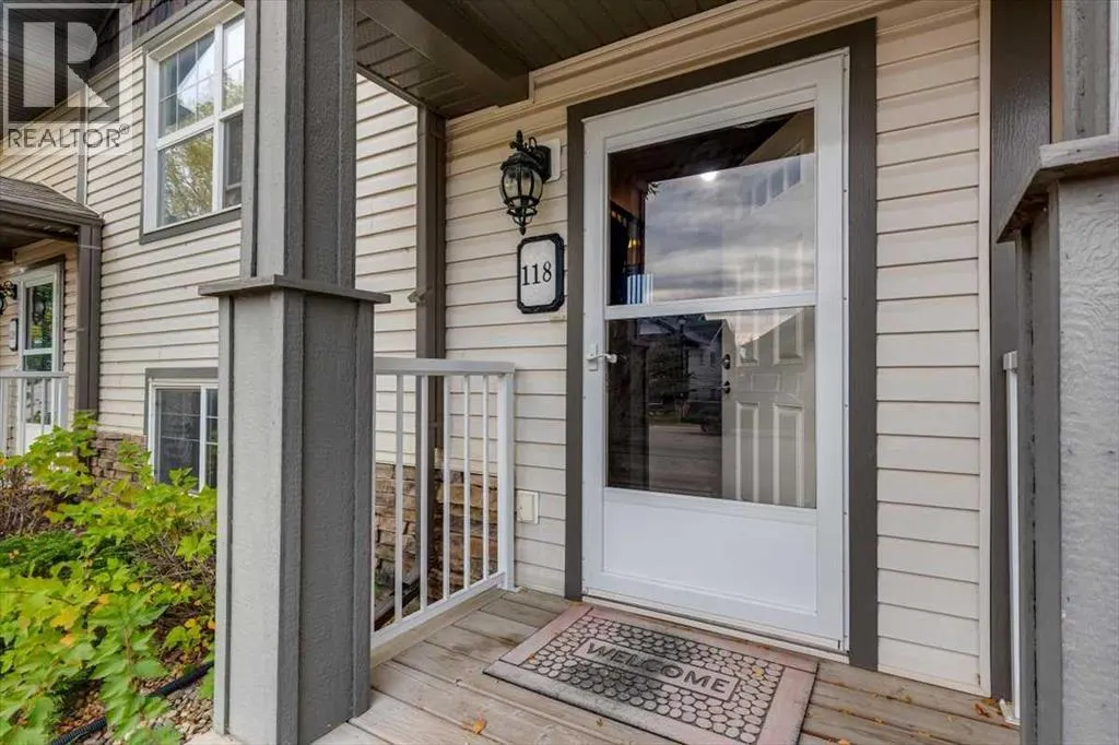 118 Redwood Boulevard