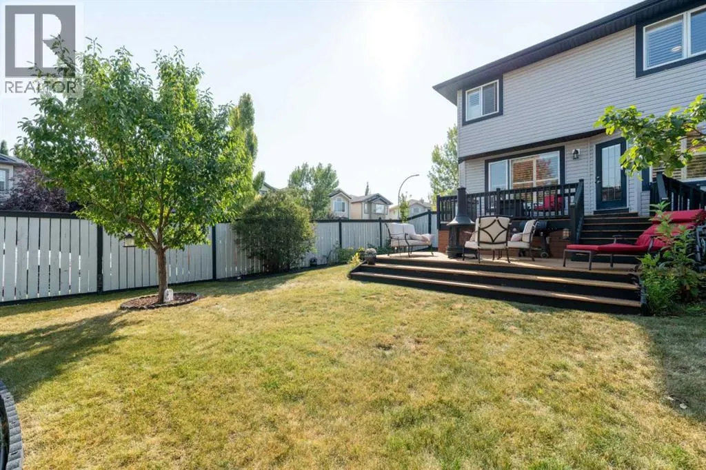 81 Tuscany Ravine Crescent NW