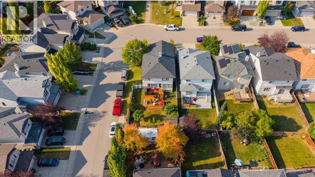 81 Tuscany Ravine Crescent NW