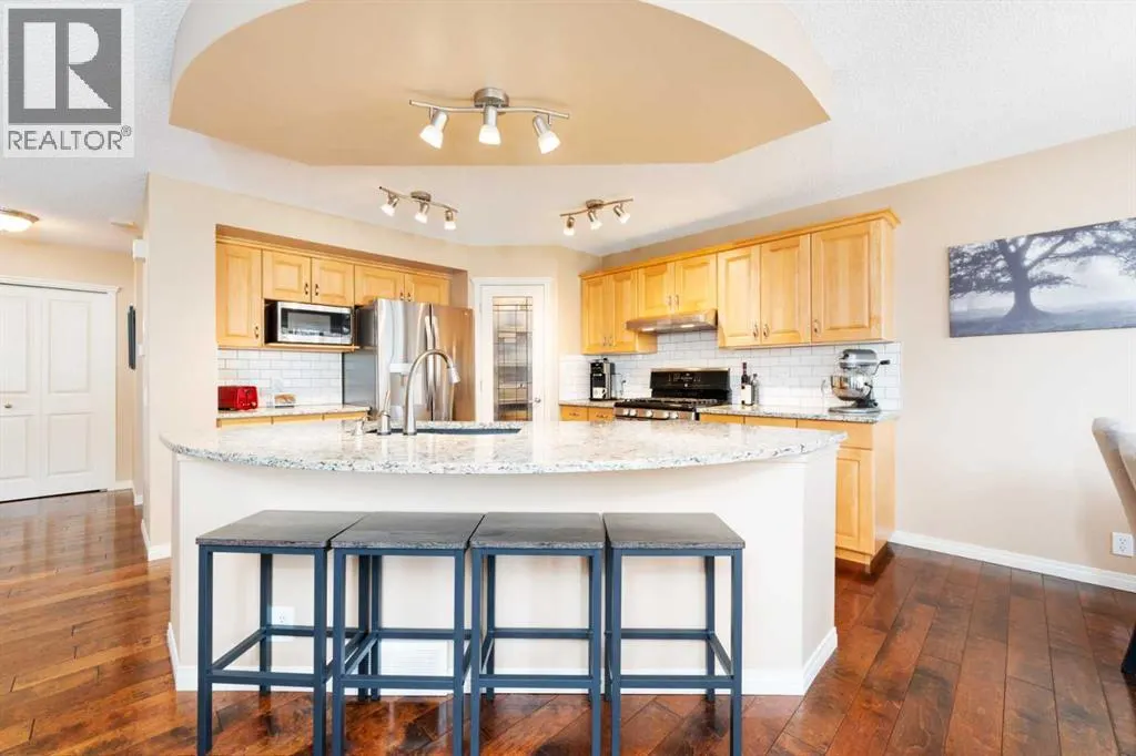 81 Tuscany Ravine Crescent NW