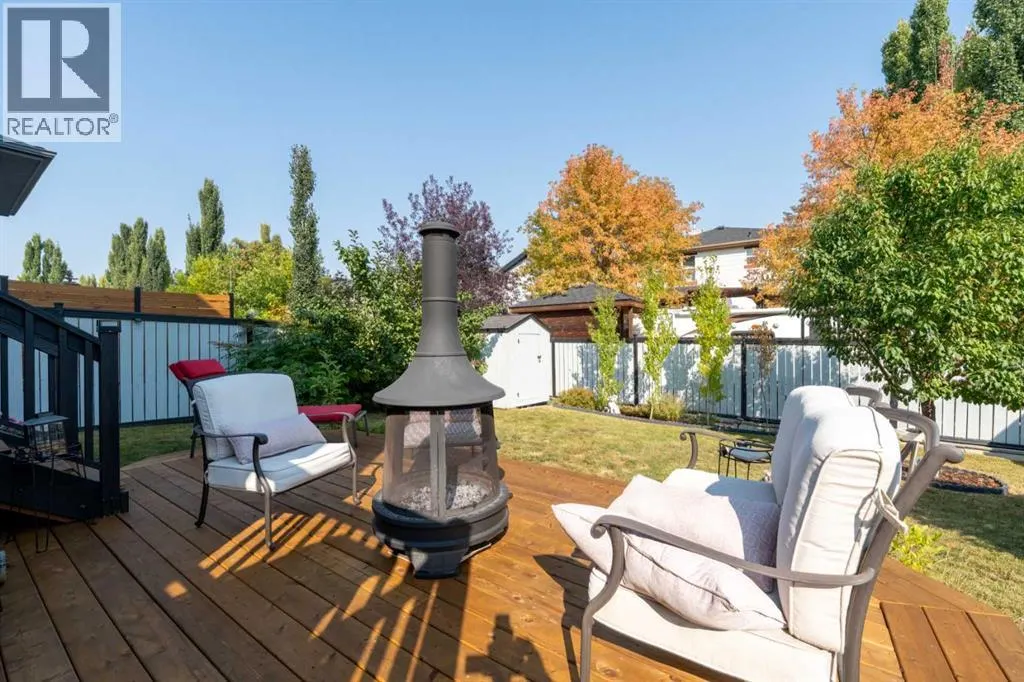 81 Tuscany Ravine Crescent NW