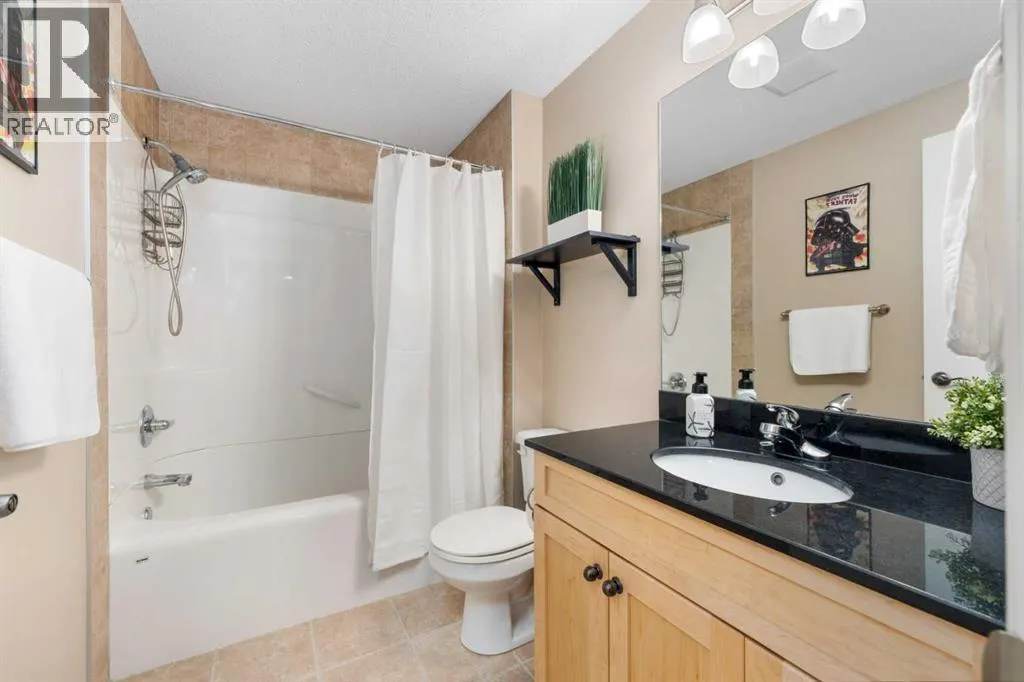 81 Tuscany Ravine Crescent NW