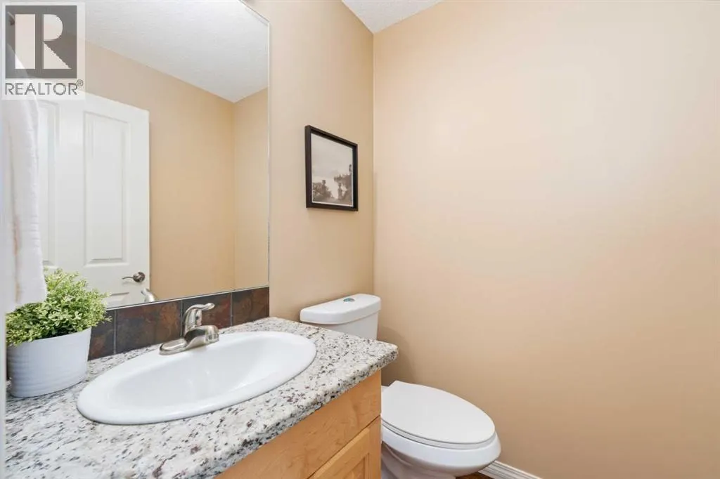 81 Tuscany Ravine Crescent NW