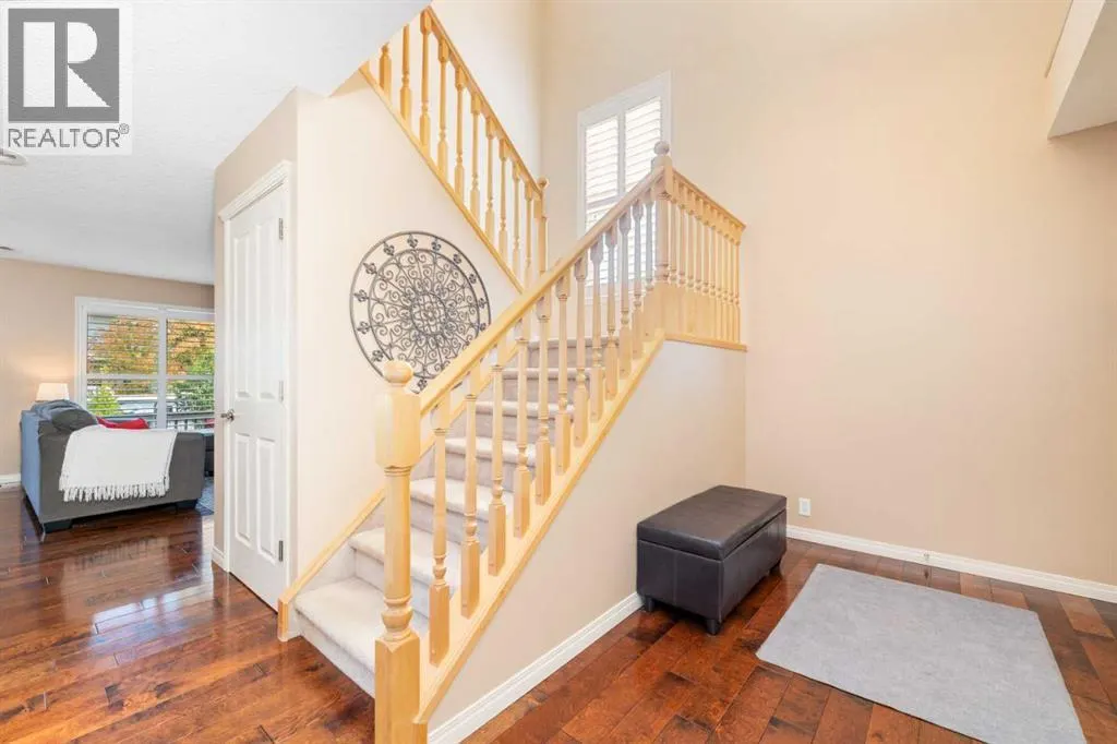 81 Tuscany Ravine Crescent NW