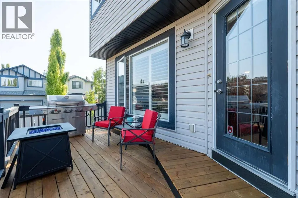 81 Tuscany Ravine Crescent NW