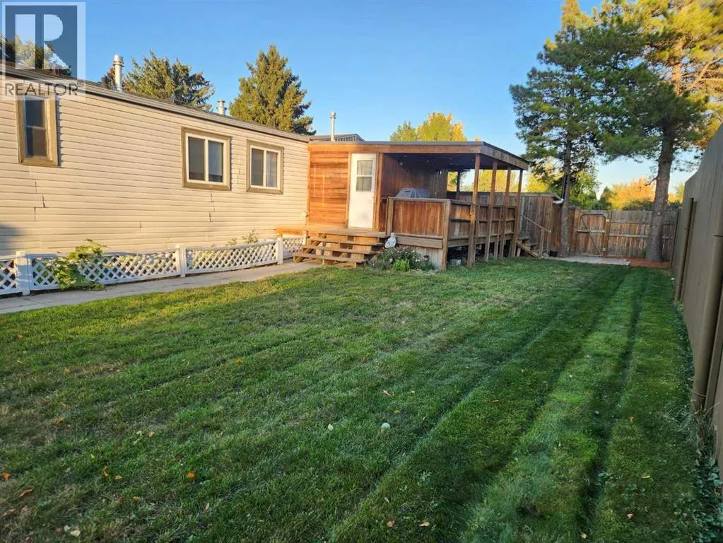 6228 49 St