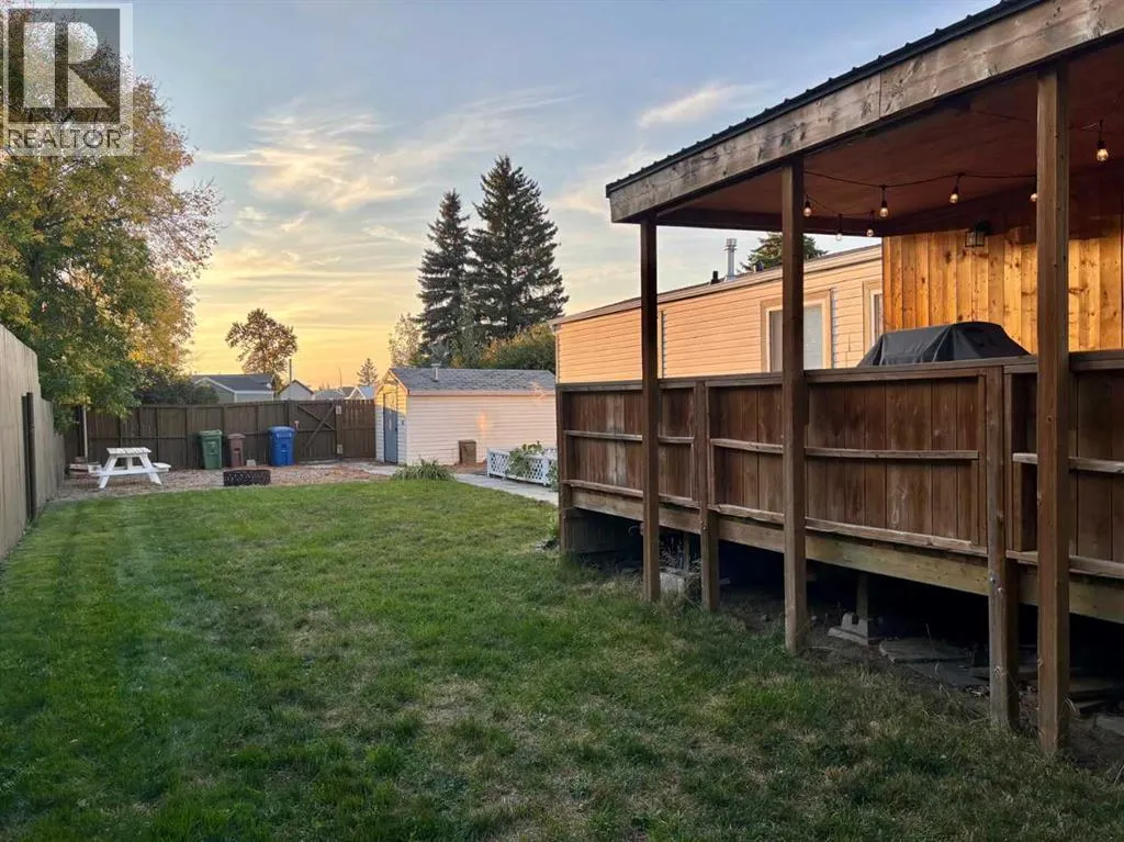 6228 49 St