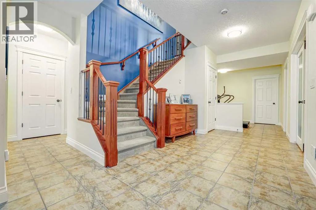 462 Crystal Green Manor