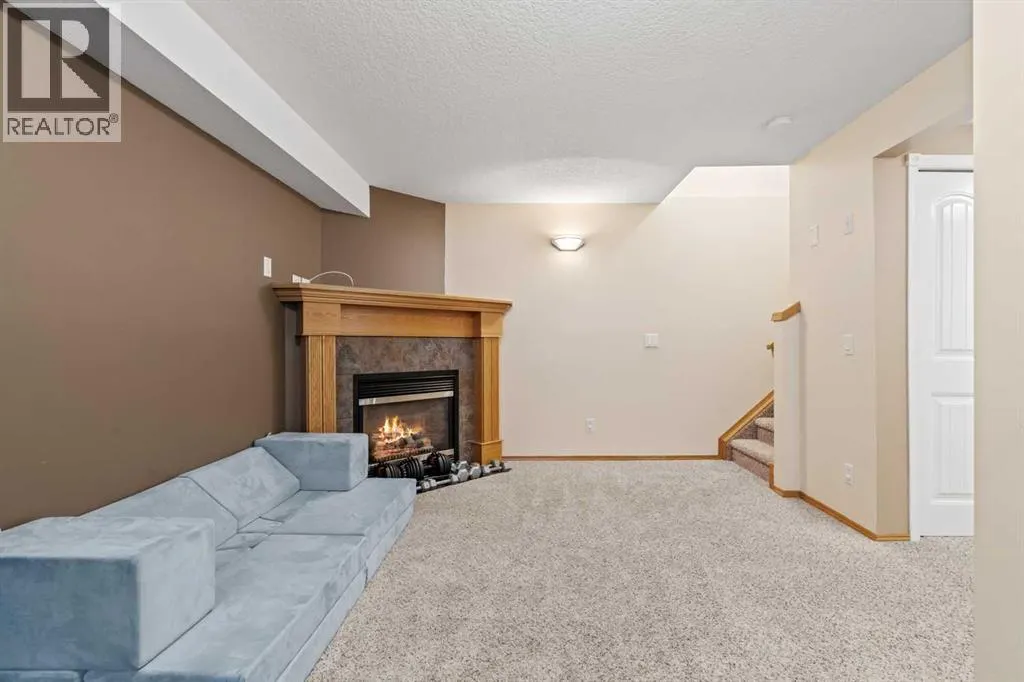 229 Hidden Hills Place NW