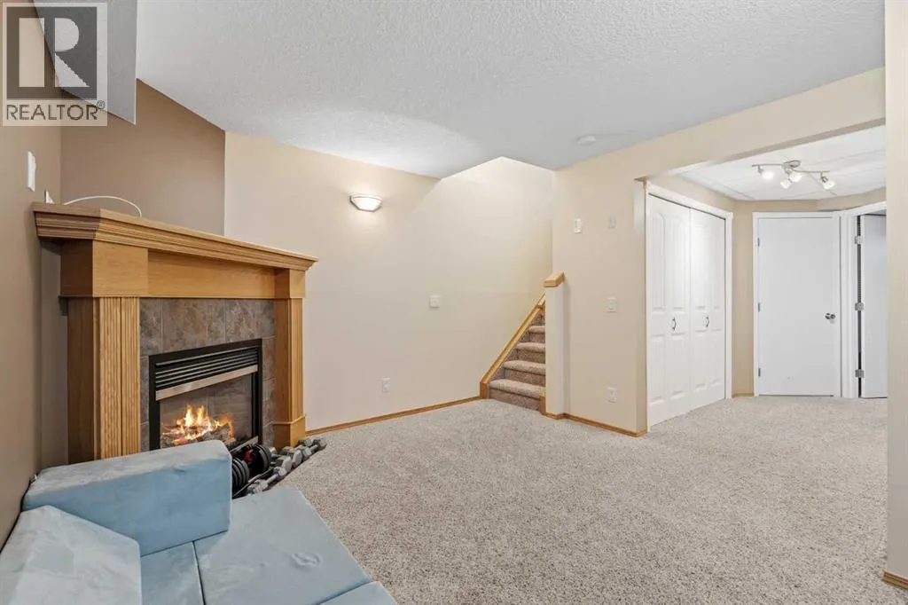 229 Hidden Hills Place NW
