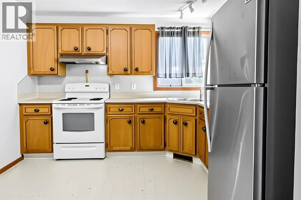 30 & 32 Dalton Bay NW