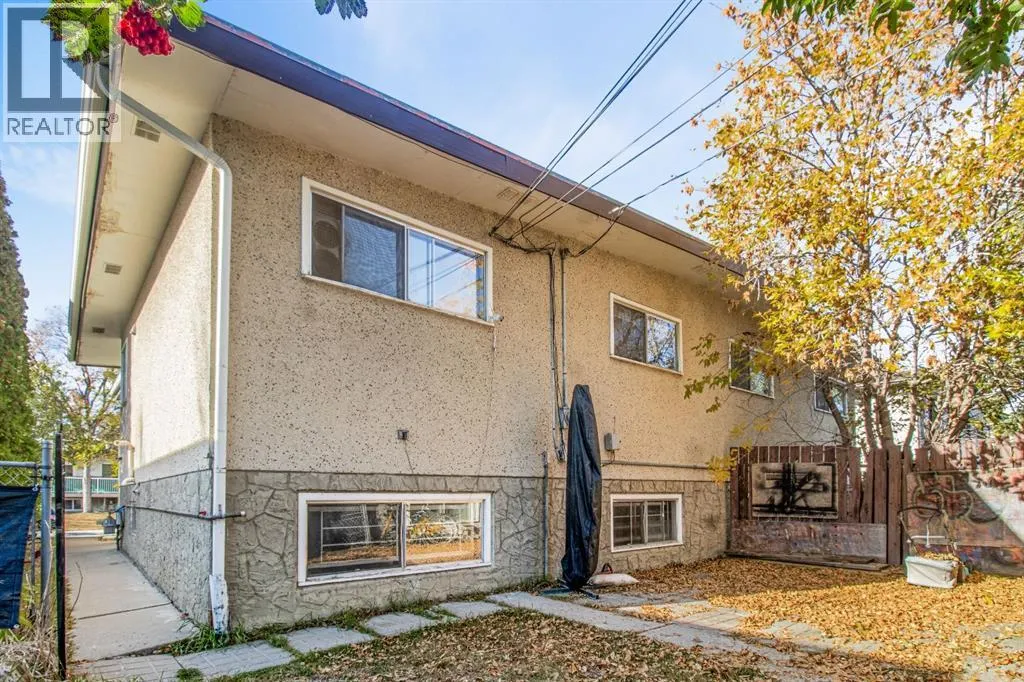 30 & 32 Dalton Bay NW