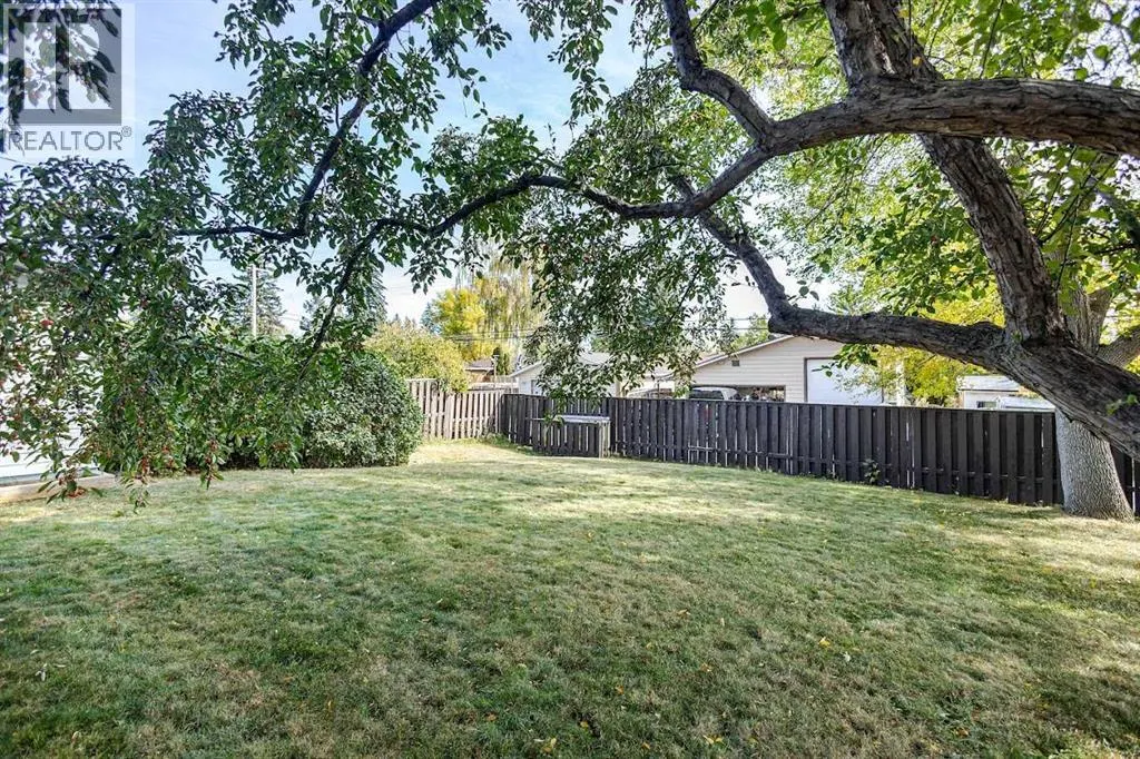 362 Ashley Crescent SE