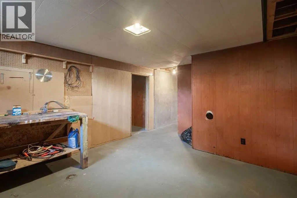 362 Ashley Crescent SE