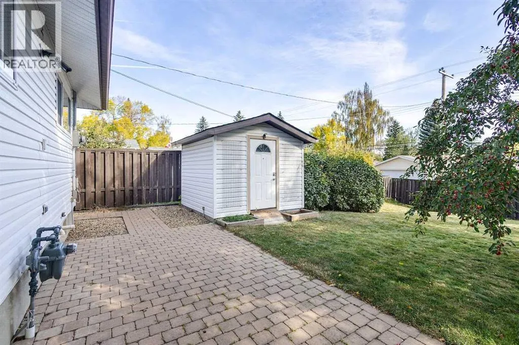 362 Ashley Crescent SE