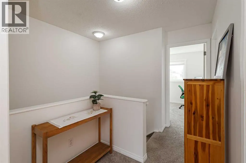 25 Chaparral Ridge Terrace SE