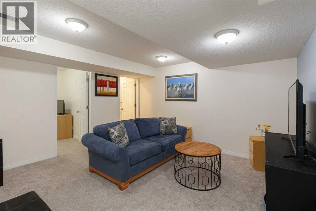 25 Chaparral Ridge Terrace SE