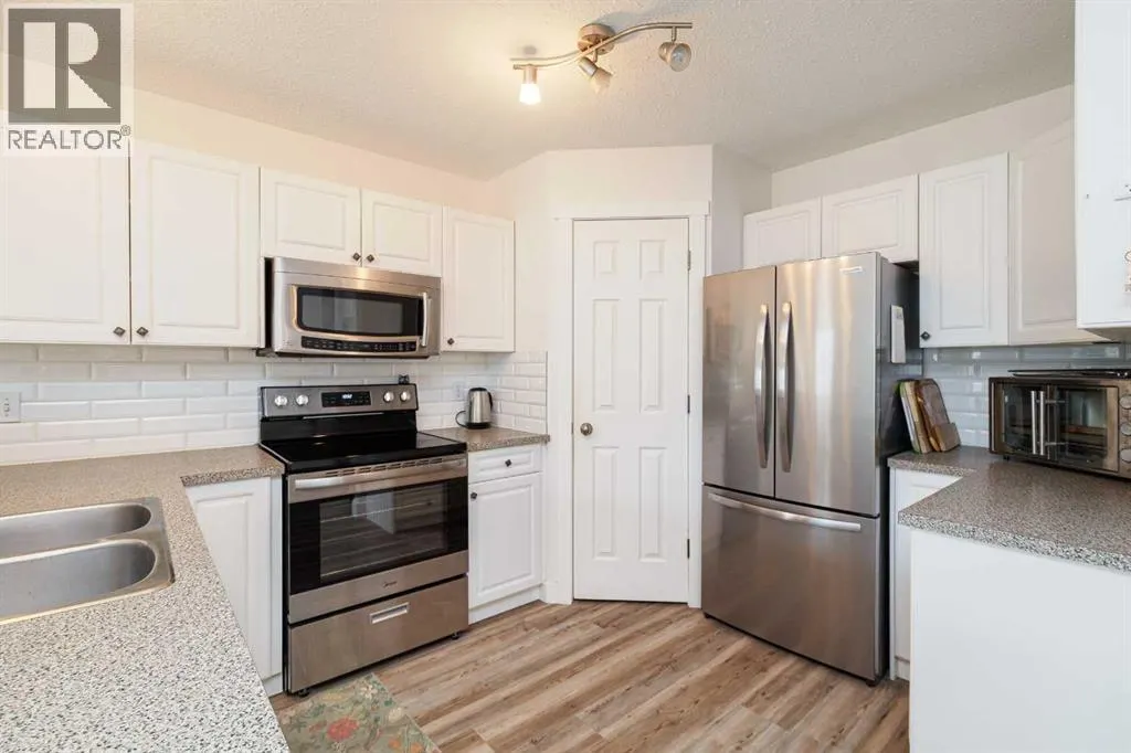 25 Chaparral Ridge Terrace SE