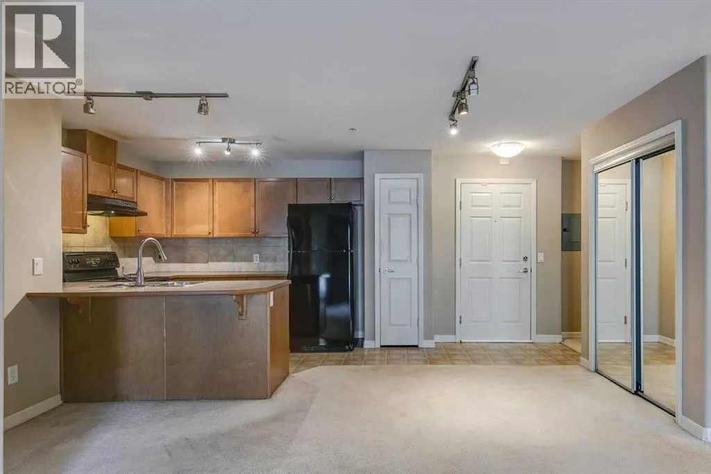 2114, 92 Crystal Shores Road
