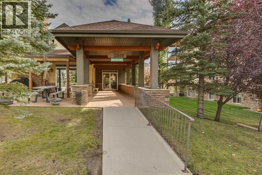 2114, 92 Crystal Shores Road