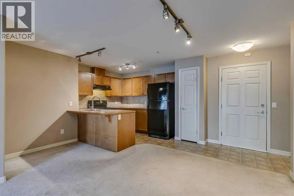 2114, 92 Crystal Shores Road