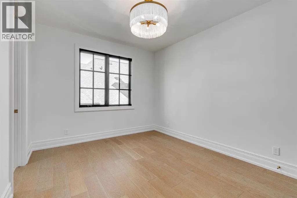 109 Roxboro Road SW