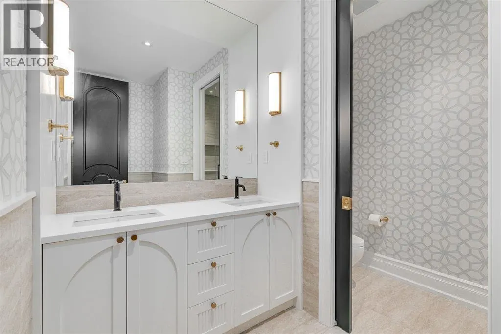 109 Roxboro Road SW