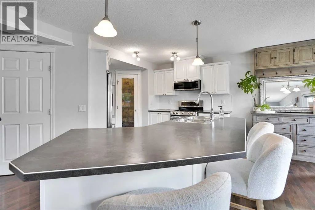 285 Tuscany Ridge Heights NW