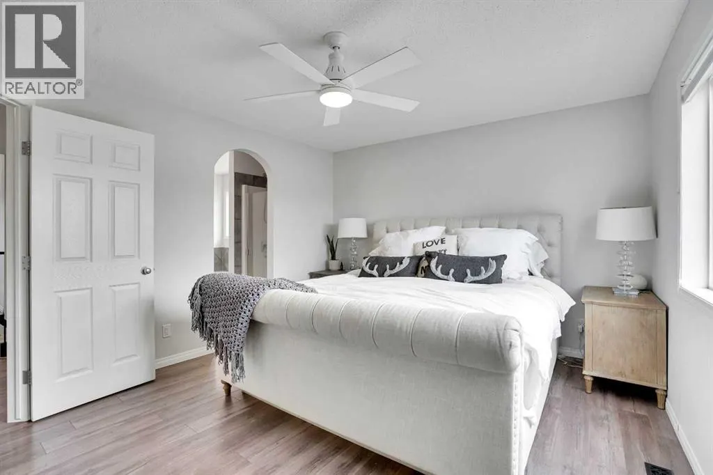 285 Tuscany Ridge Heights NW