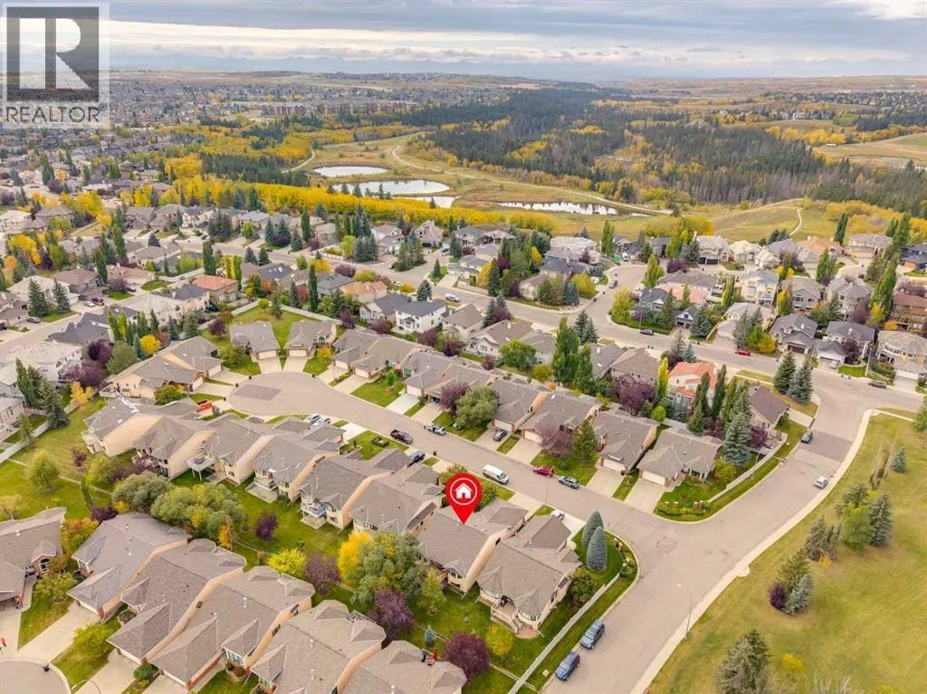 74 Evergreen Bay SW