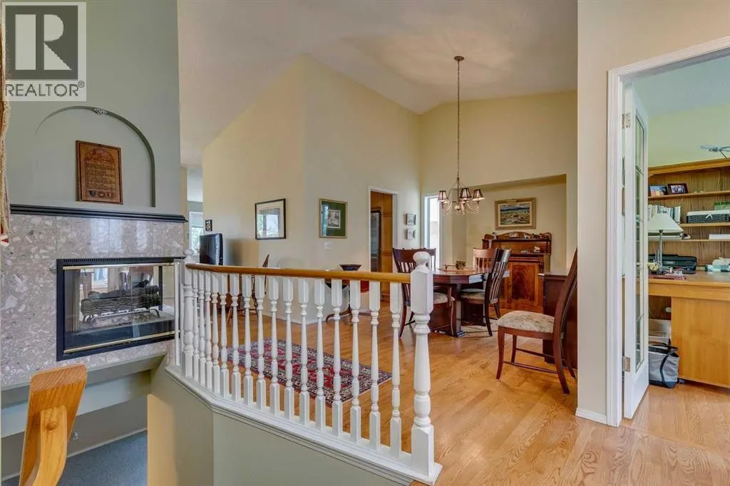 74 Evergreen Bay SW
