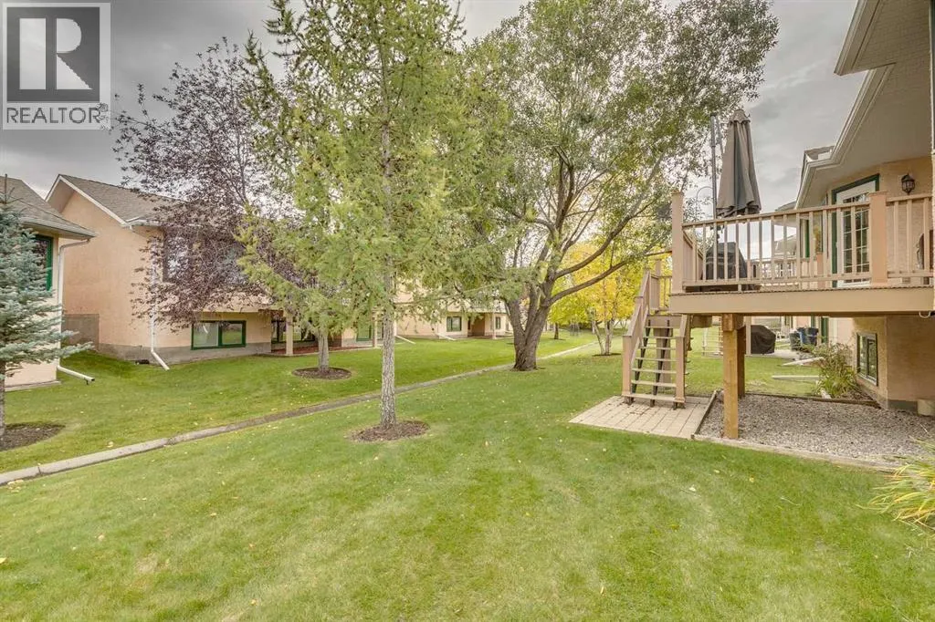 74 Evergreen Bay SW