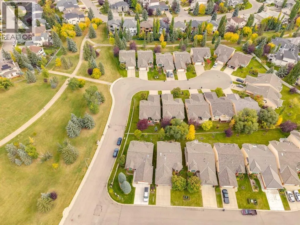 74 Evergreen Bay SW