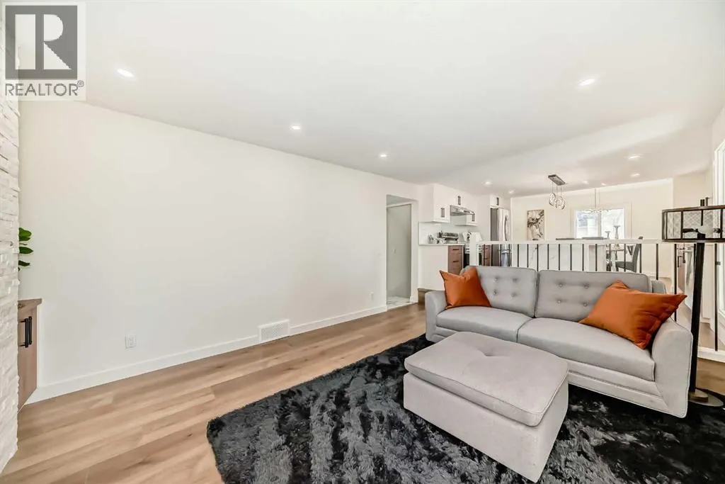 19 Ranch Estates Road NW