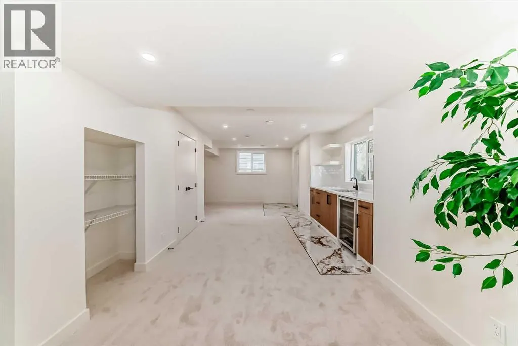 19 Ranch Estates Road NW