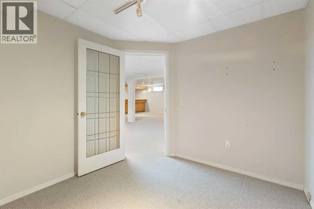 63 Diamond Terrace SE