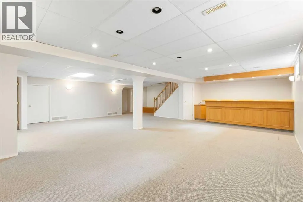 63 Diamond Terrace SE