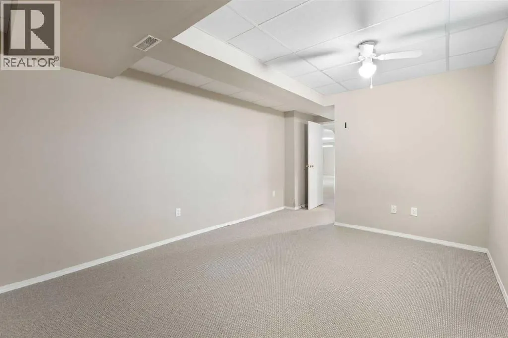 63 Diamond Terrace SE