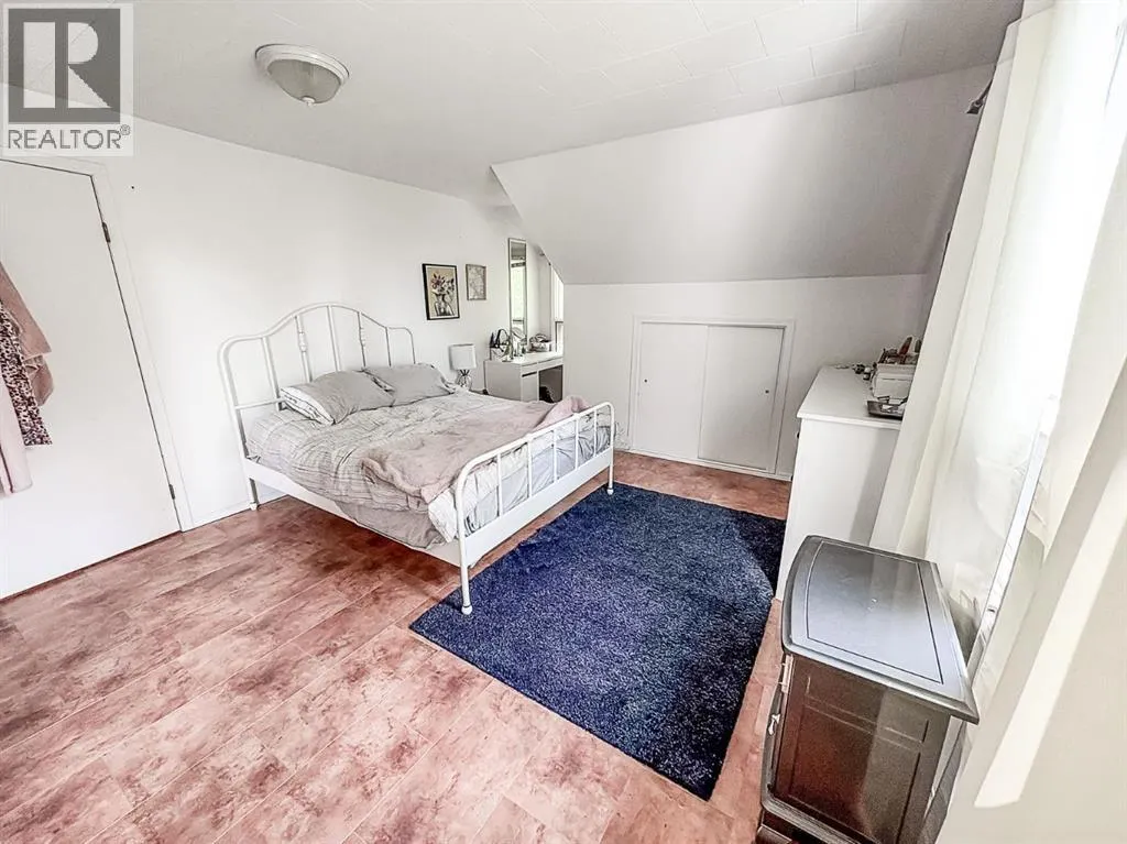 131 2nd Street NW
