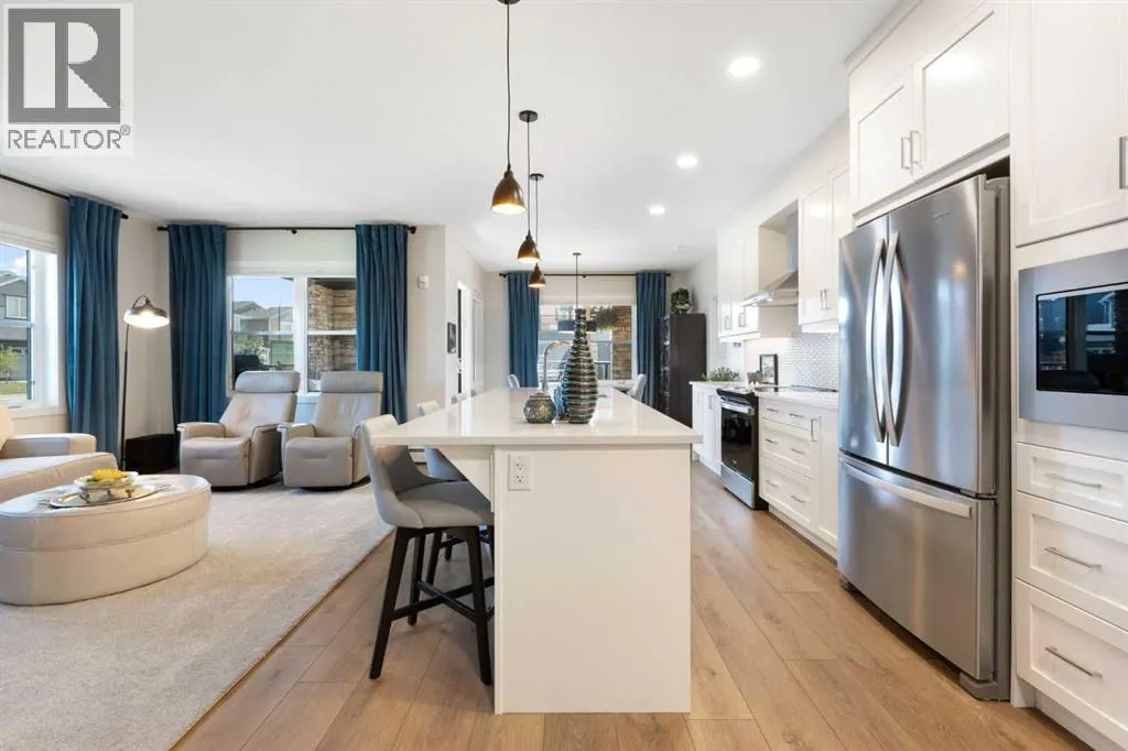 104, 55 Wolf Hollow Crescent SE